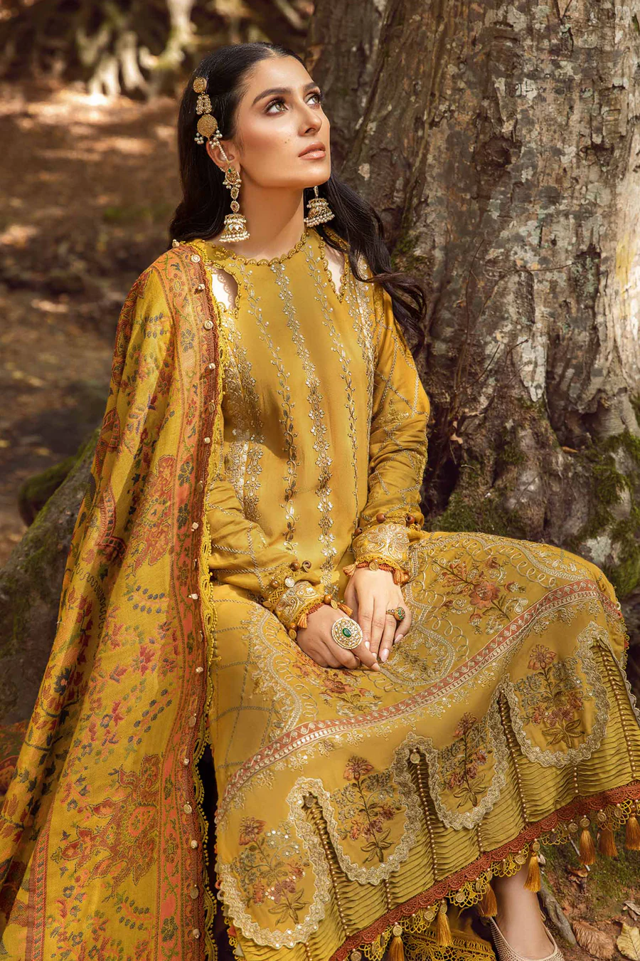 Hoortex Wedding Wear Yellow Color Salwar Kameez With Chiffon Digital Printed Dupatta